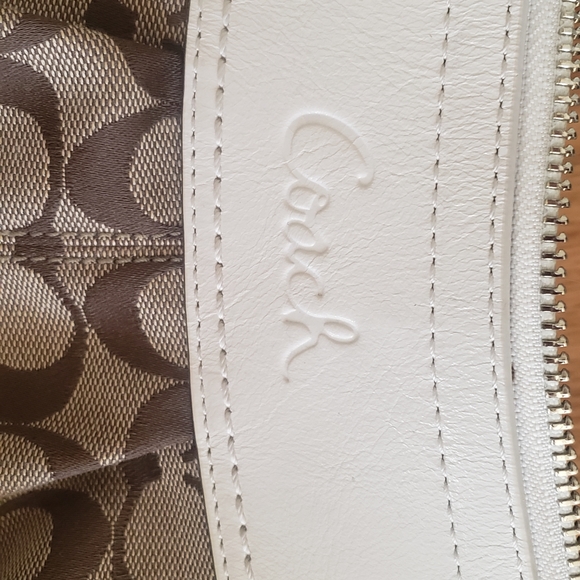 Coach purse - Picture 6 of 8